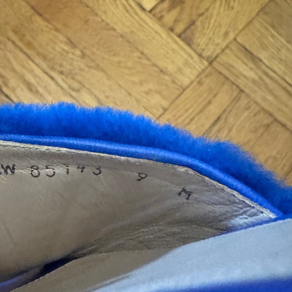 Stuart Weitzman Womens Fuzzywuz Open Toe Slide Sandals with Faux Buckle - Picture 2 of 4